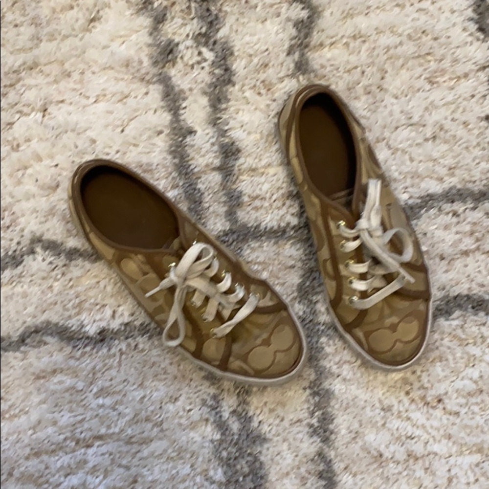 Coach shoes size 7
